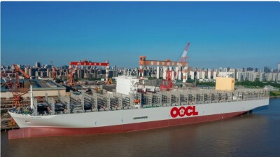 Ngành container đối mặt kỷ nguyên dư thừa tàu